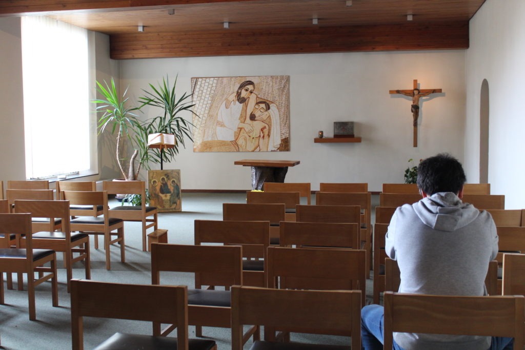 retraitant au centre spirituel jésuite de la pairelle en belgique